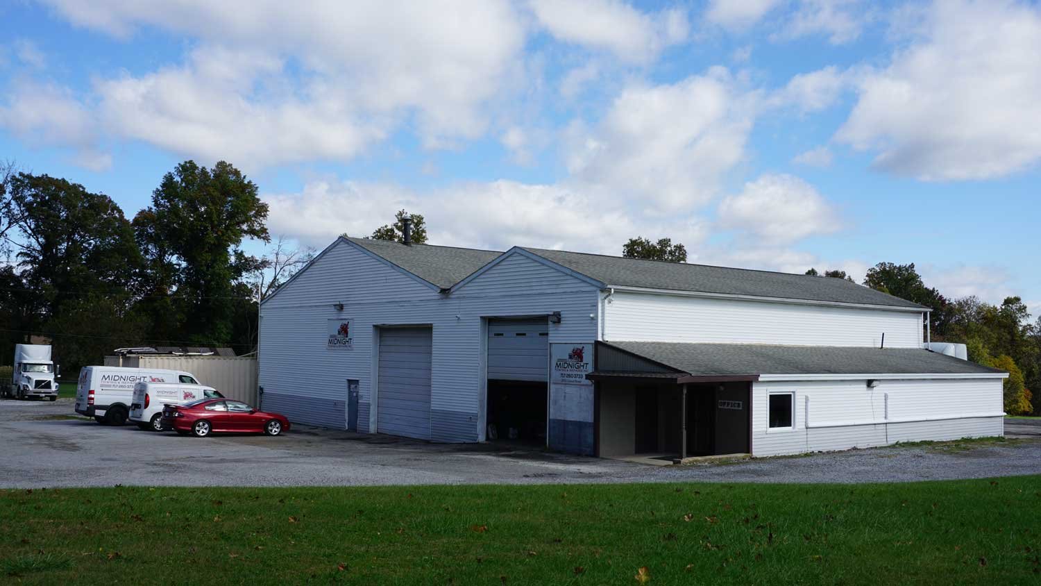 The Midnight Towing and Repairs shop building in Manchester, Pennsylvania